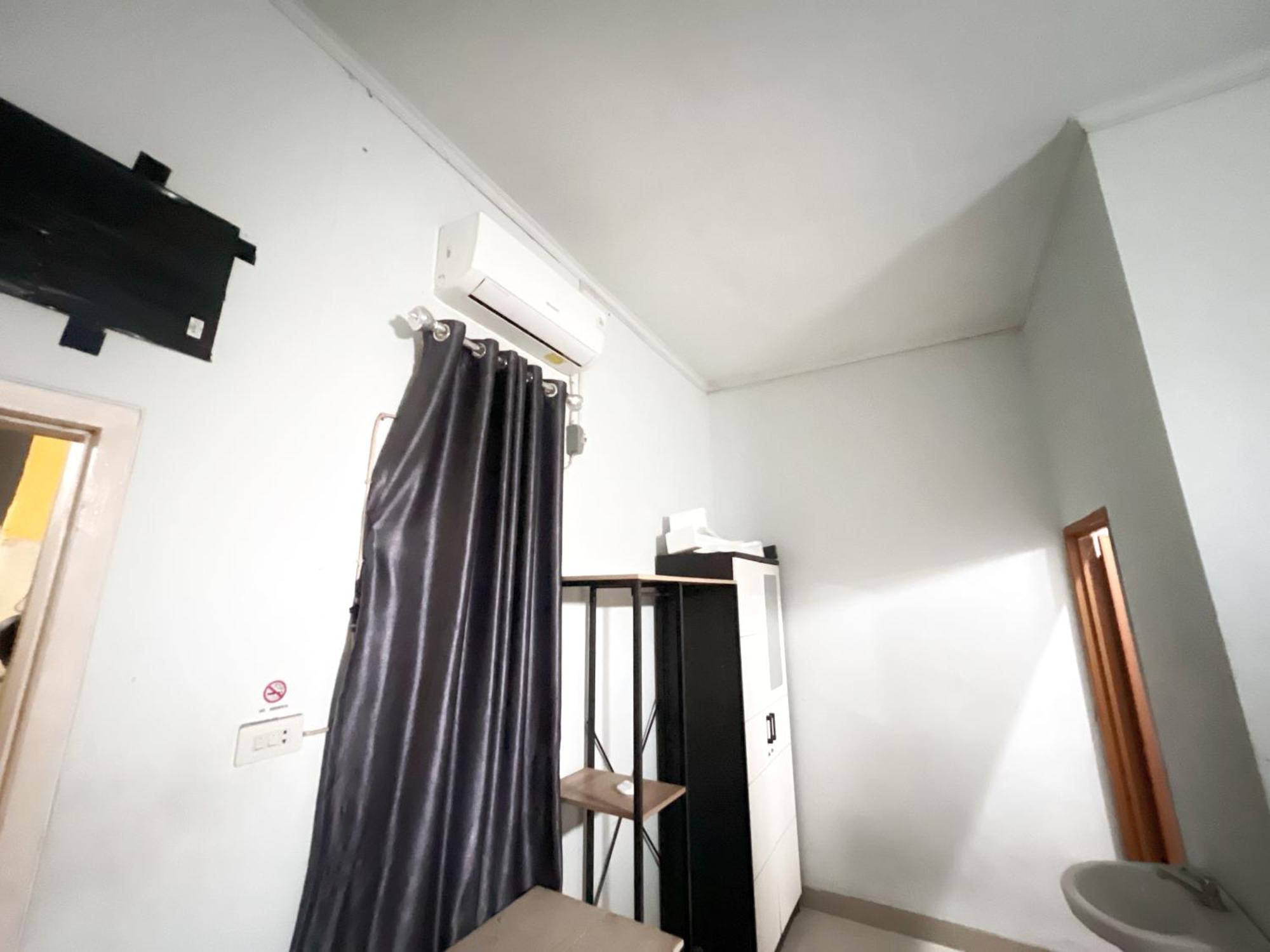 Reddoorz At Kay Residence Waydadi Lampung Bandar Lampung Exterior foto